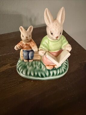 Vintage Albert Kessler Glazed Ceramic Mom and Baby Reading A Book